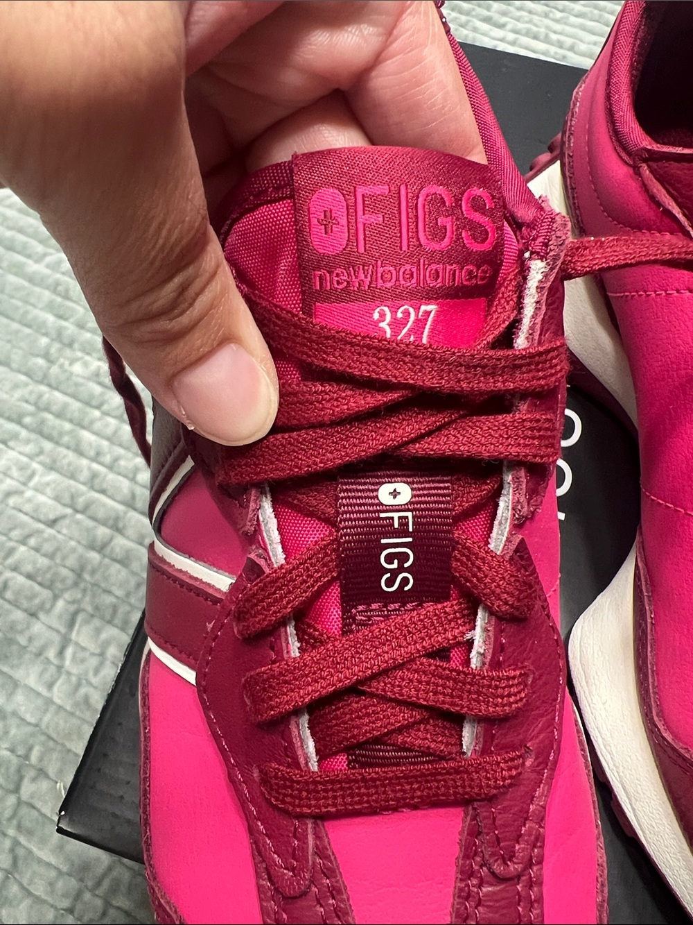 Figs New Balance 327 Sneakers - Picture 4 of 15